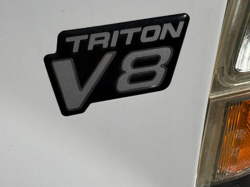 Used 1999 Ford F350 4x4 SuperCab Super Duty image 4