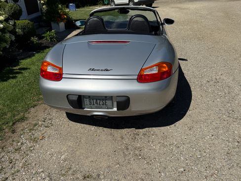 Used 1998 Porsche Boxster Cabriolet 2D image 1