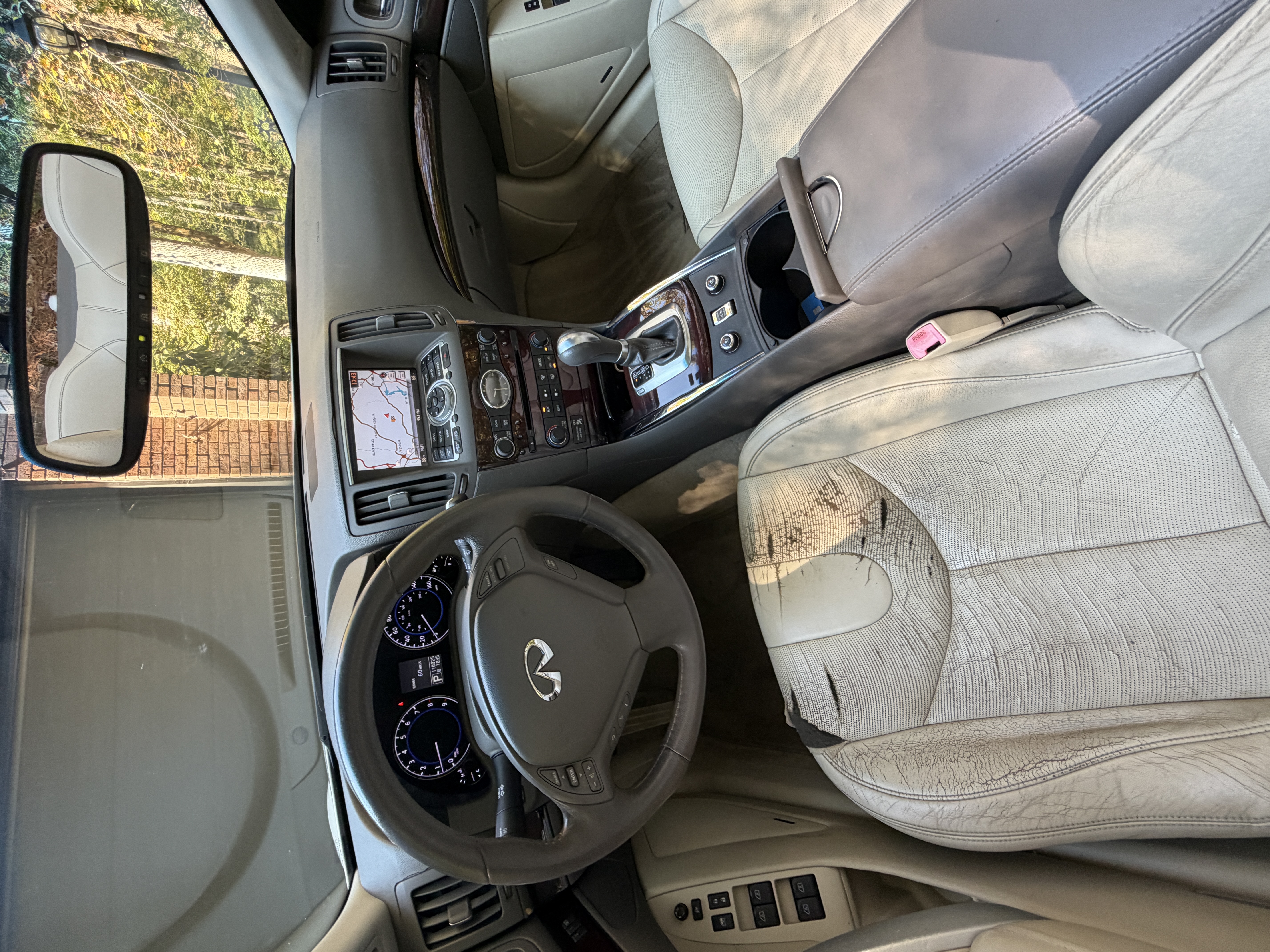 Used 2012 INFINITI G37 Convertible w/ Premium Pkg RWD image 13