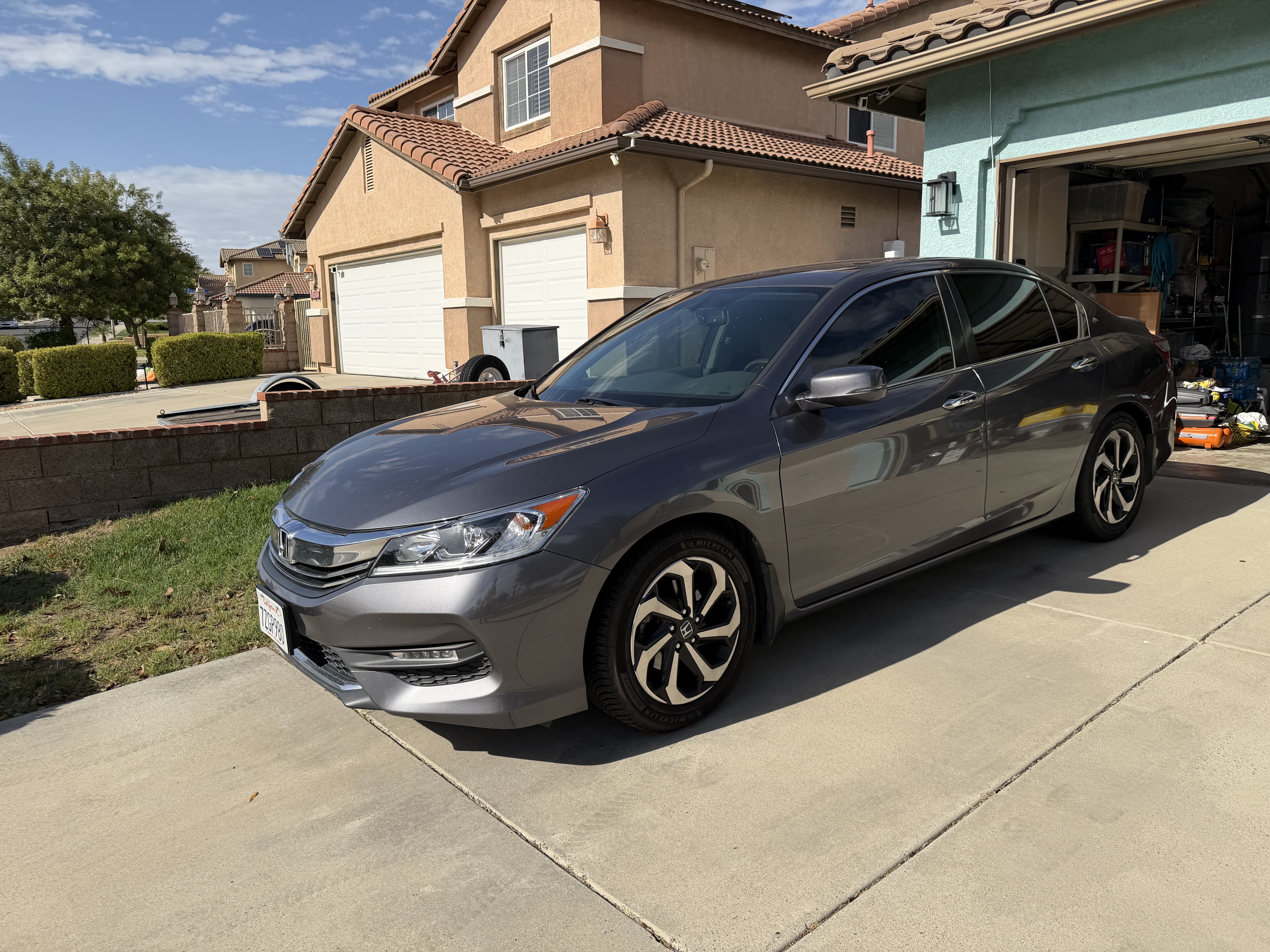 Used 2017 Honda Accord EX-L image 1