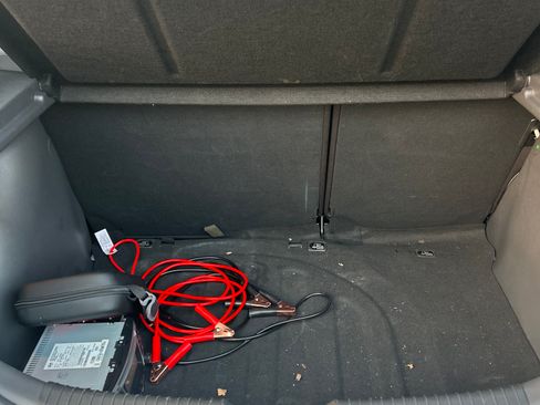Used 2012 Hyundai Accent GS FWD image 16