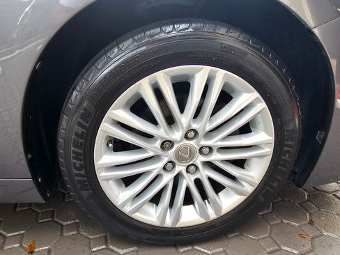 Used 2013 Lexus ES 350 image 17