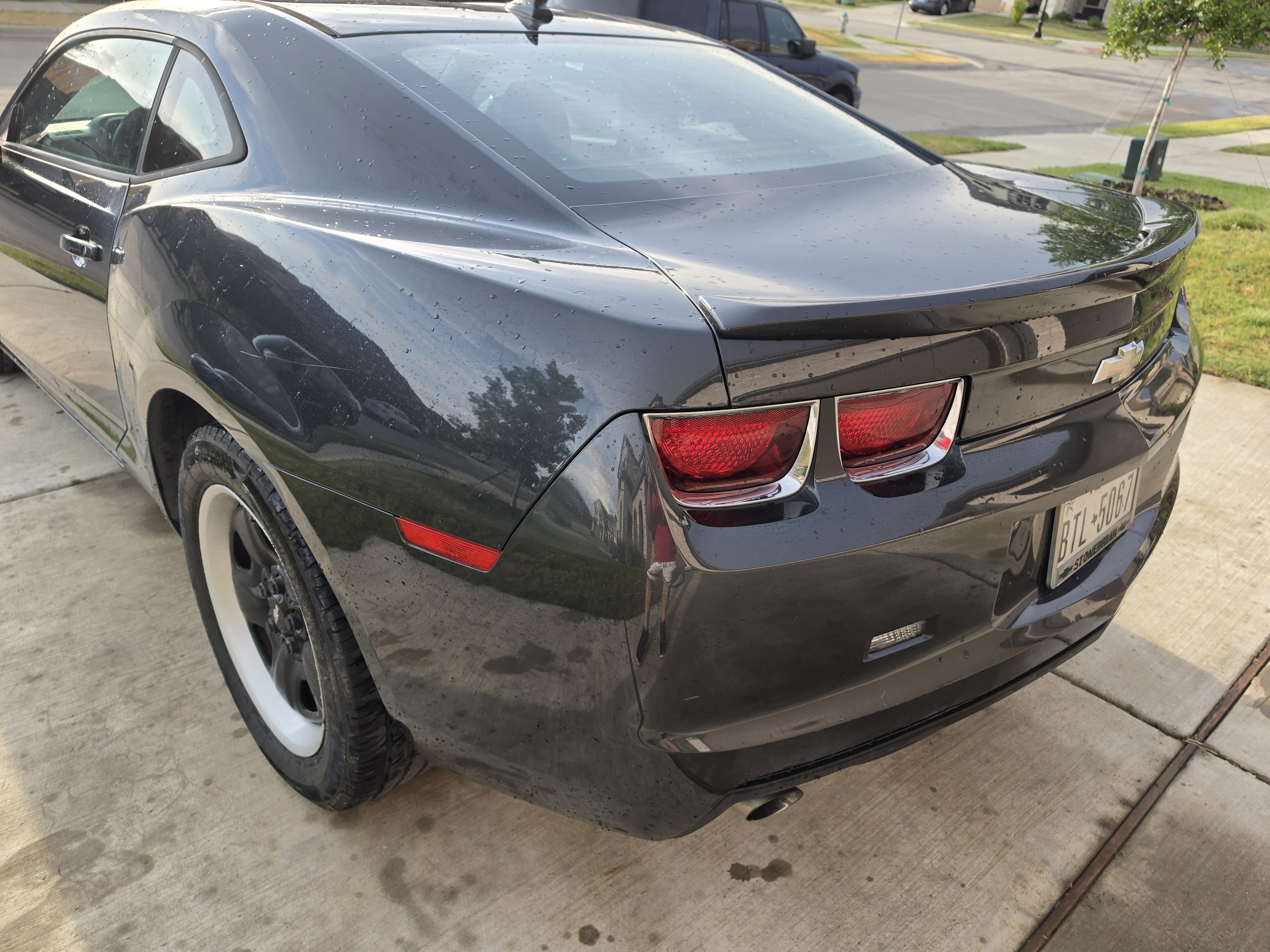 Used 2013 Chevrolet Camaro LS RWD image 11