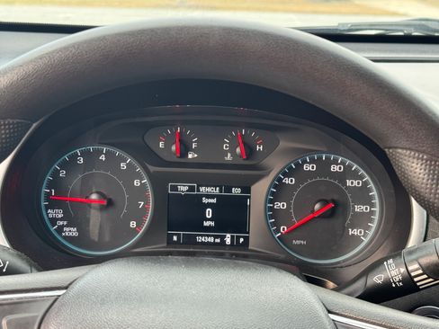 Used 2020 Chevrolet Malibu LS image 11