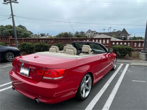 Used 2010 BMW 335i Convertible RWD image 5