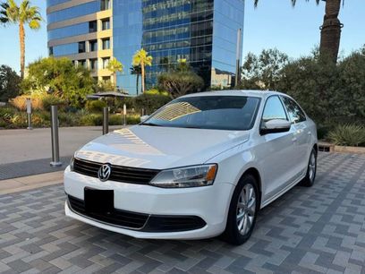 Used 2016 Volkswagen Jetta SEL w/ Lighting Package