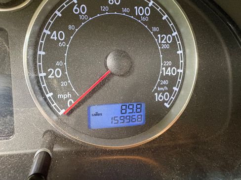 Used 2004 Volkswagen Passat GLS FWD image 11