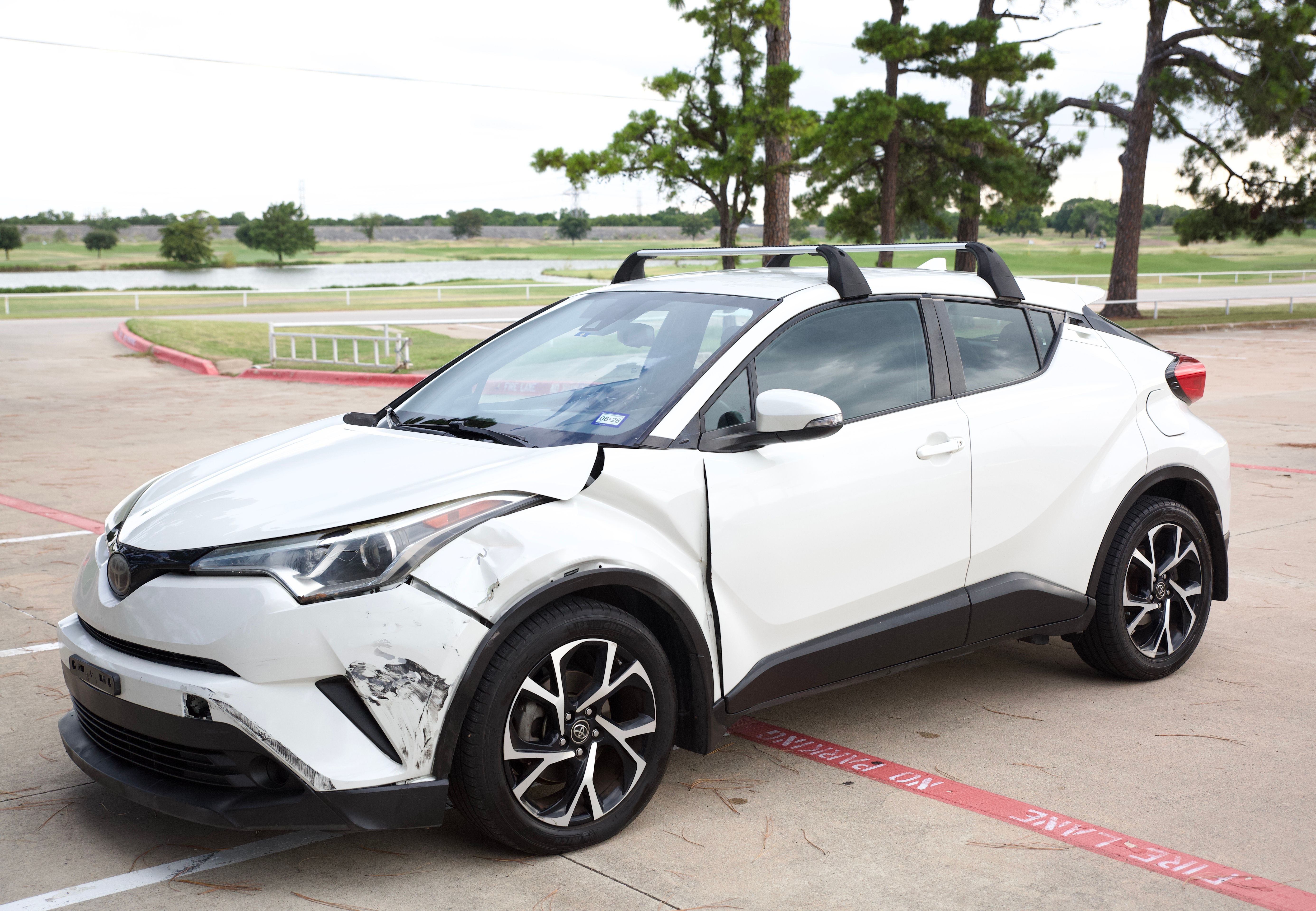 Used 2018 Toyota C-HR XLE FWD image 13