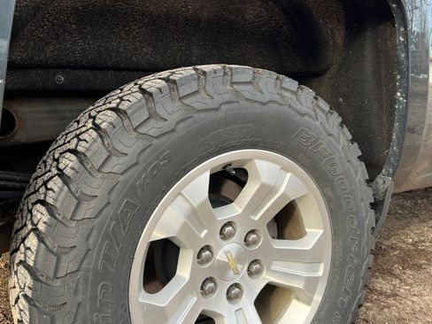 Used 2017 Chevrolet Silverado 1500 LT w/ All Star Edition image 19