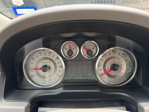 Used 2010 Ford Edge Limited image 9