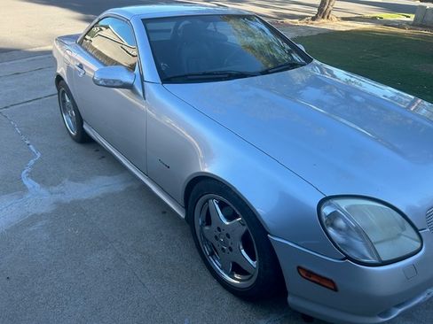 Used 2001 Mercedes-Benz SLK 230 SLK 230 Roadster 2D image 2