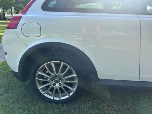 Used 2011 Volvo C30 image 18