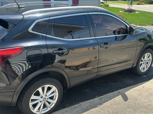 Used 2019 Nissan Rogue Sport SV FWD image 5