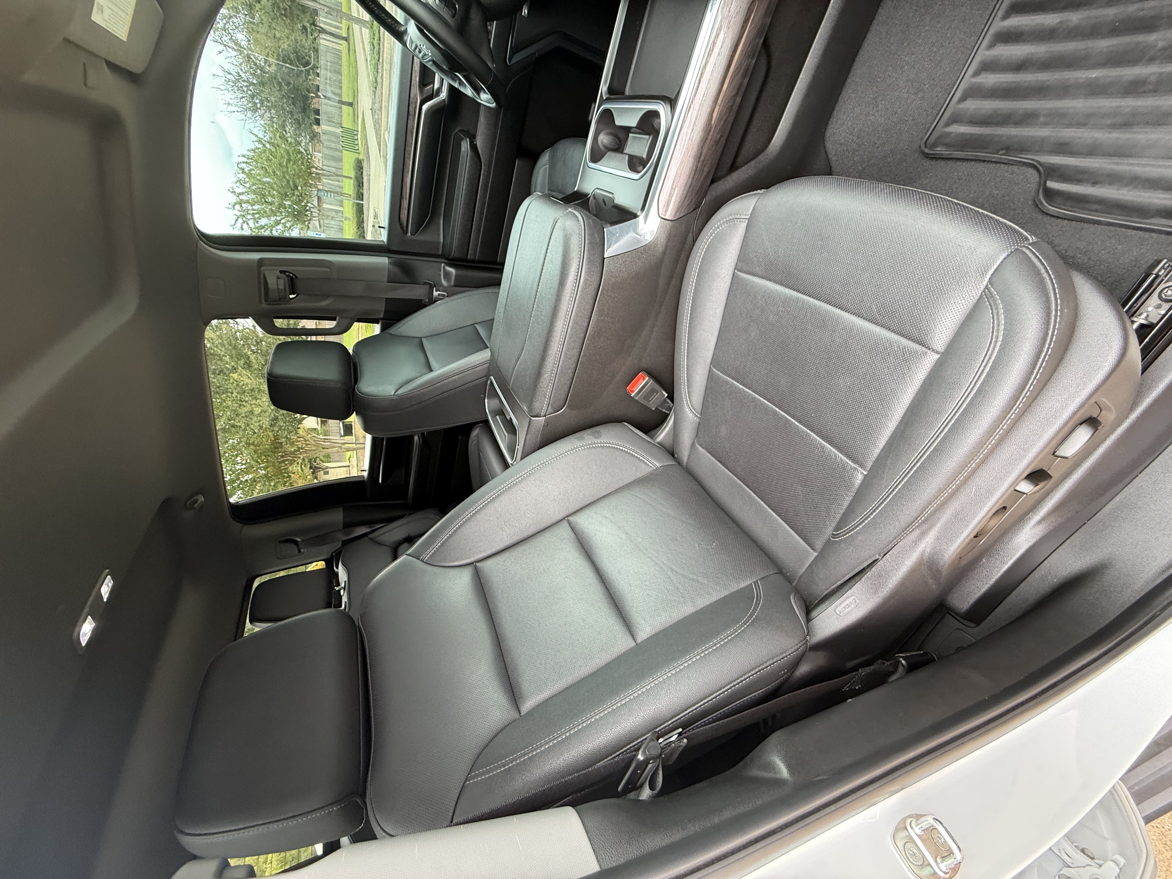 Used 2024 Chevrolet Silverado 3500 LTZ w/ LTZ Plus Package AWD/4WD image 15