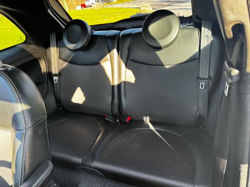 Used 2016 FIAT 500 e w/ Esport Package image 8