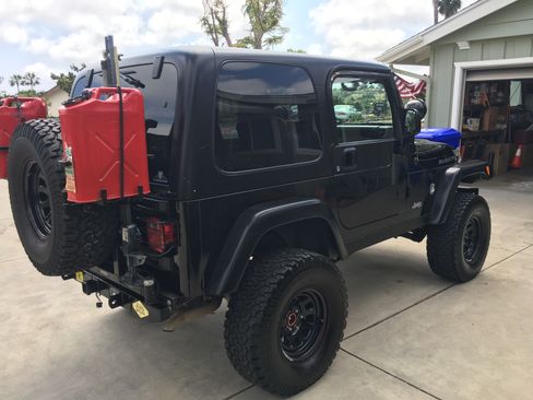 Used 2006 Jeep Wrangler Rubicon w/ Security Group AWD/4WD image 8