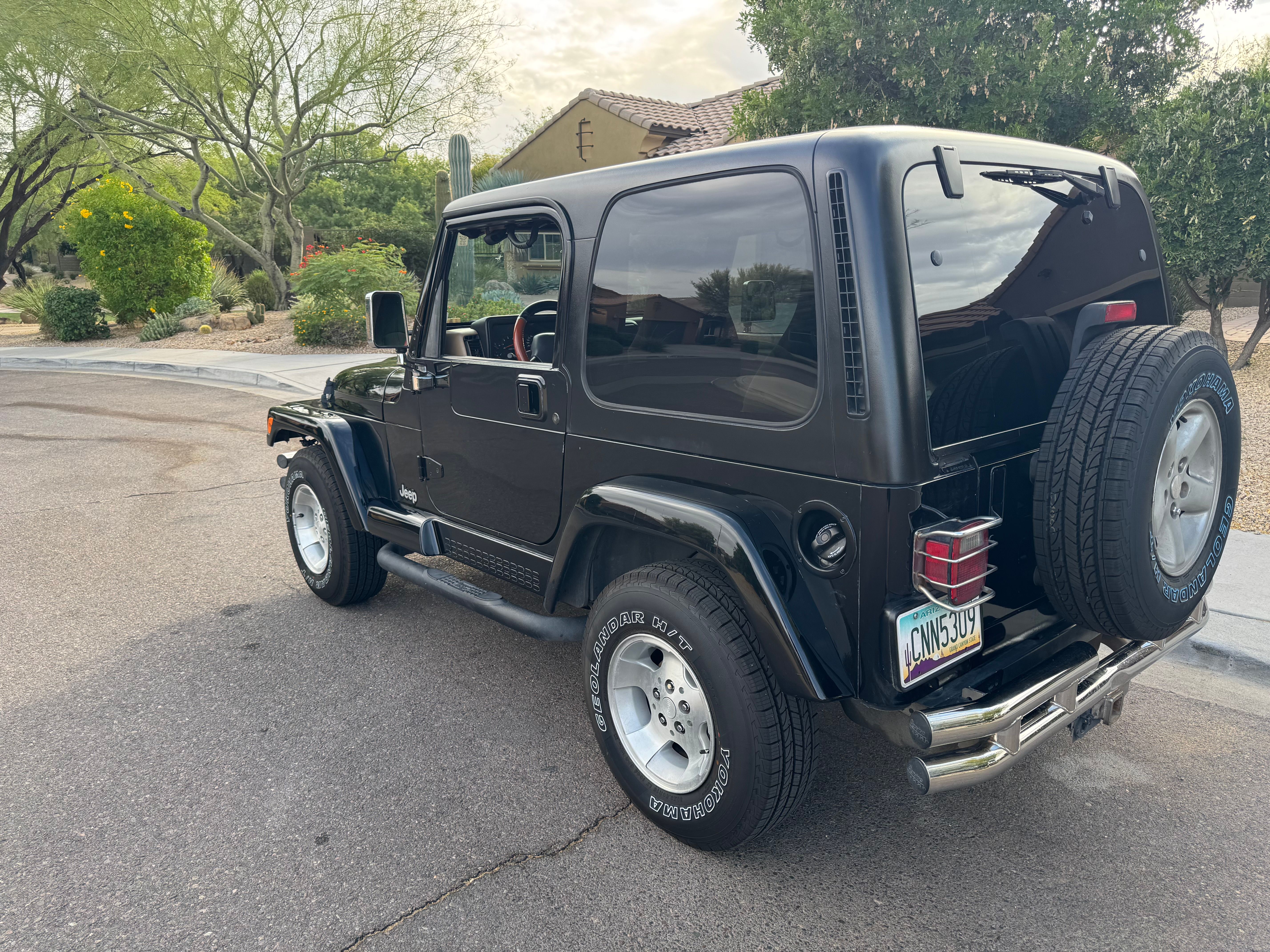 Used 2002 Jeep Wrangler Sahara AWD/4WD image 4