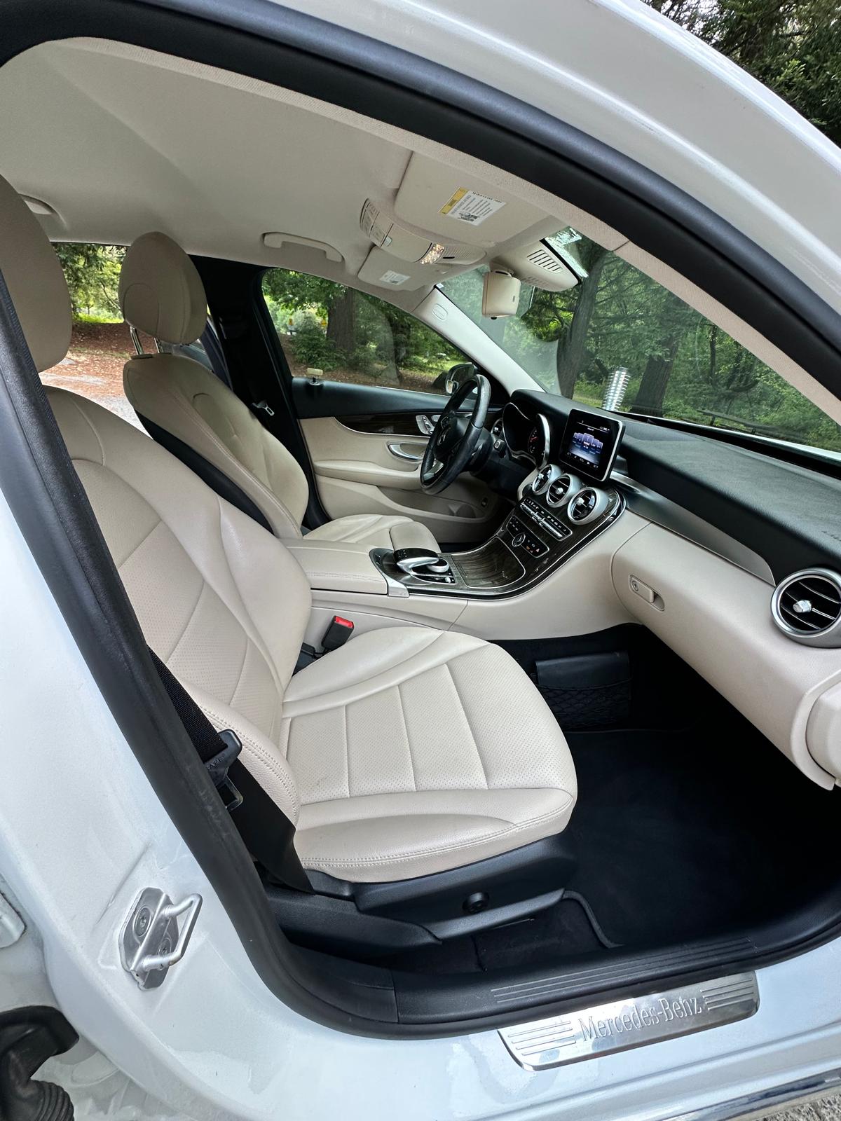 Used 2015 Mercedes-Benz C 300 Sedan image 15