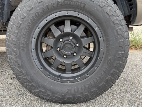 Used 2009 Toyota Tacoma PreRunner RWD image 9