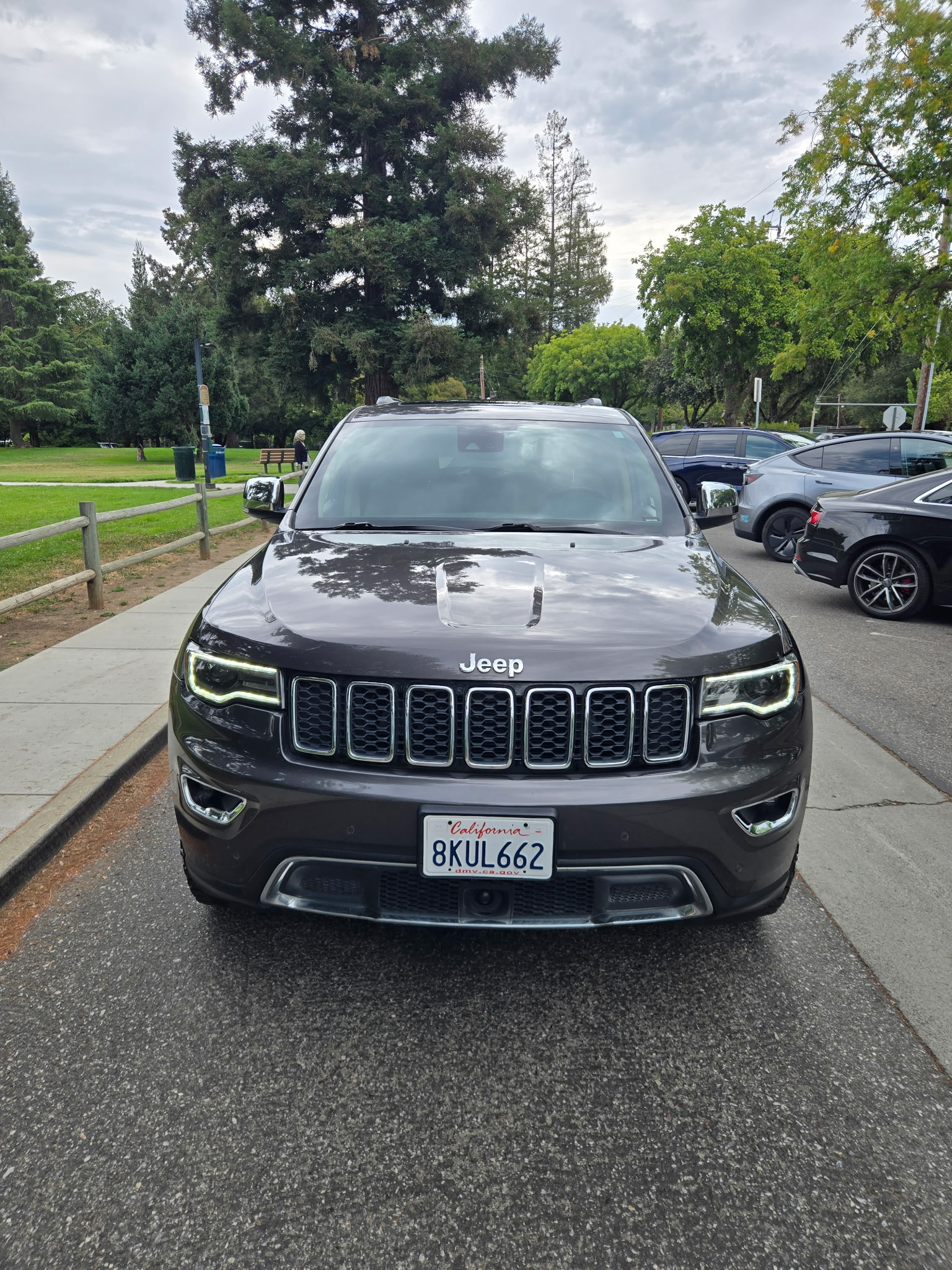 Used 2019 Jeep Grand Cherokee Limited w/ Luxury Group II AWD/4WD image 8
