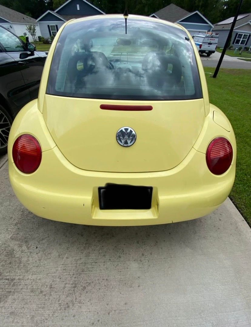 Used 1999 Volkswagen Beetle GLS FWD image 4