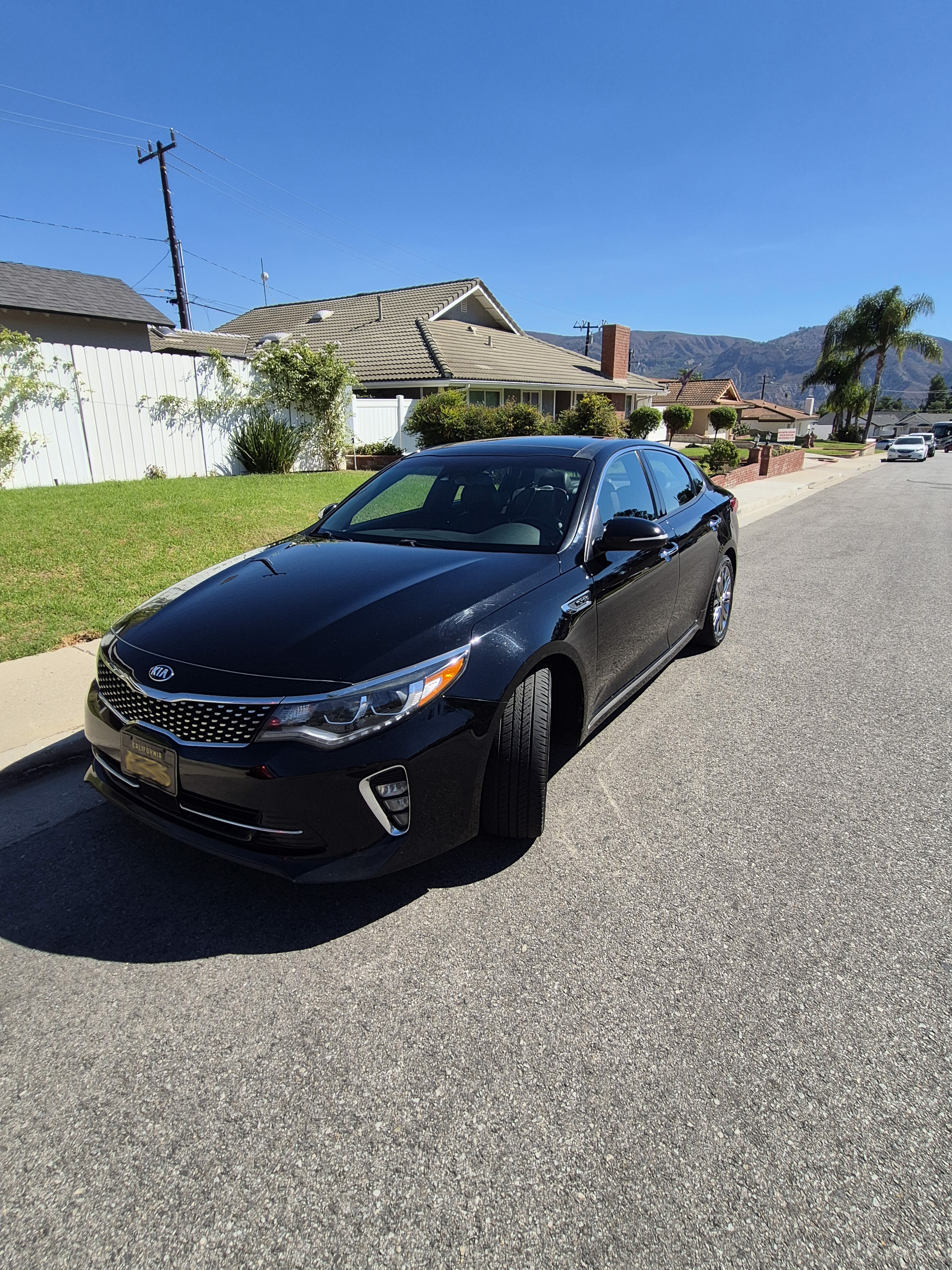 Used 2018 Kia Optima SX w/ Technology Package FWD image 1