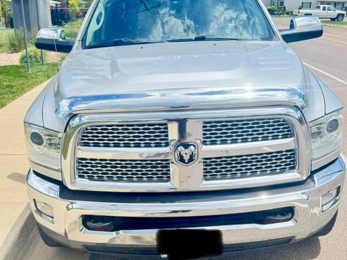 Used 2015 RAM 2500 Laramie w/ Convenience Group AWD/4WD image 4