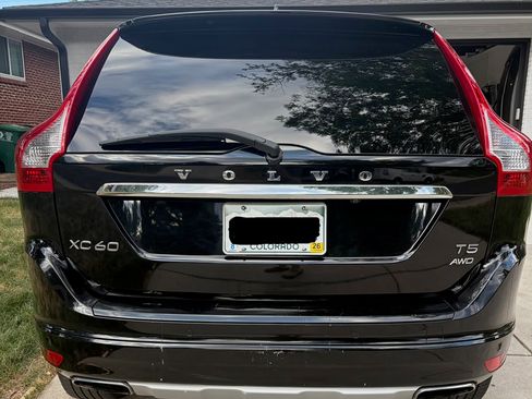 Used 2016 Volvo XC60 T5 Platinum AWD/4WD image 6
