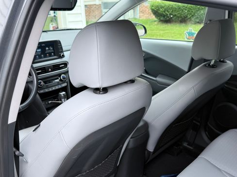 Used 2019 Hyundai Kona Limited FWD image 10