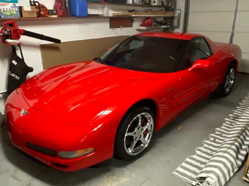 Used 2003 Chevrolet Corvette Z06 w/ Memory Package, 3 Drivers image 1