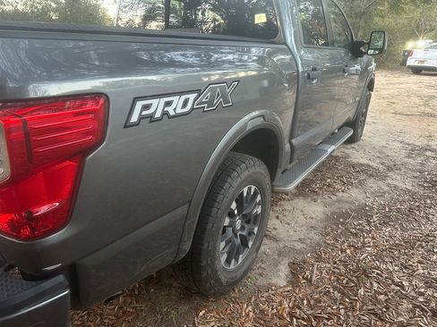 Used 2018 Nissan Titan PRO-4X w/ Pro-4x Utility Package image 4