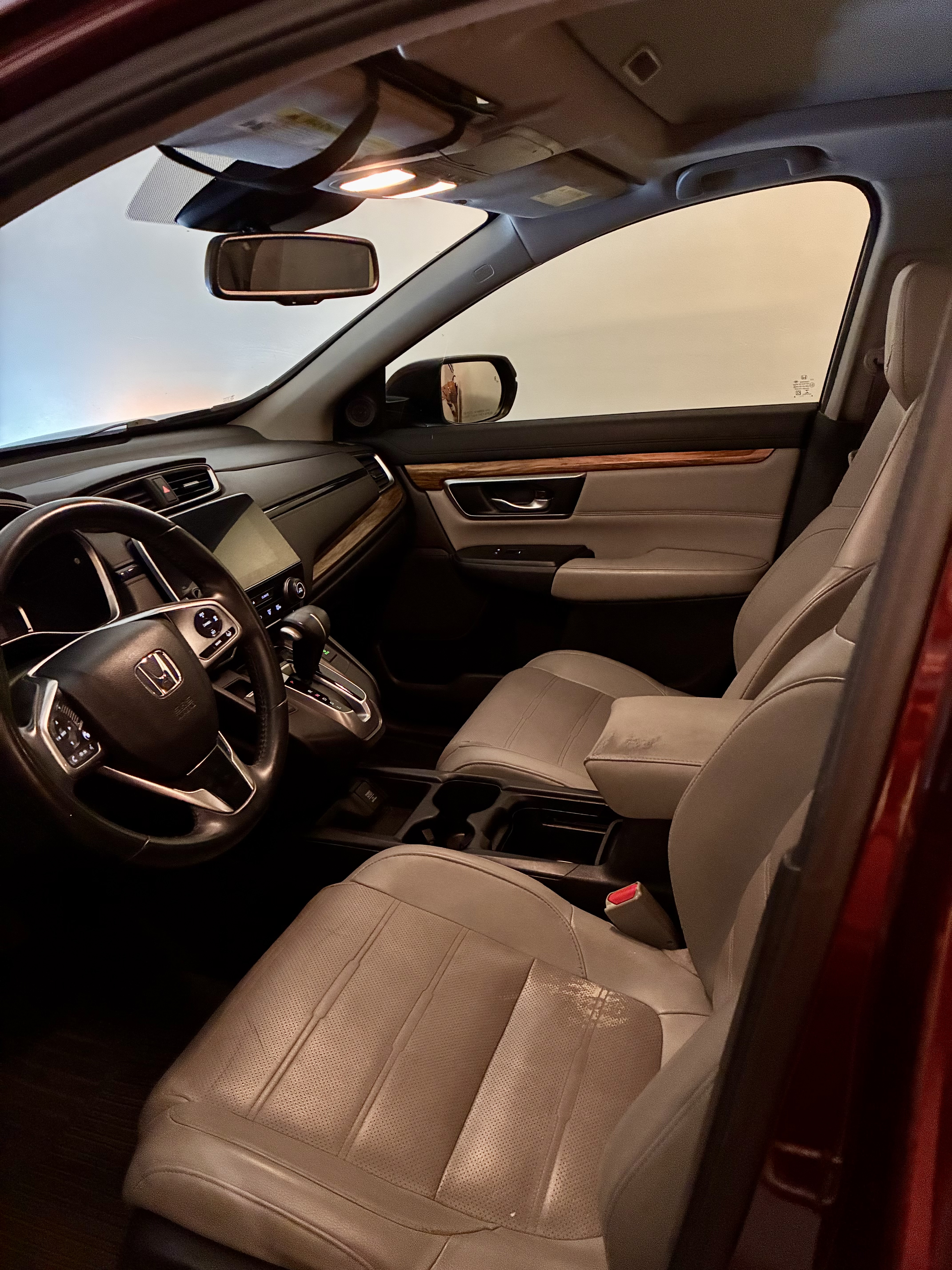 Used 2018 Honda CR-V Touring image 8
