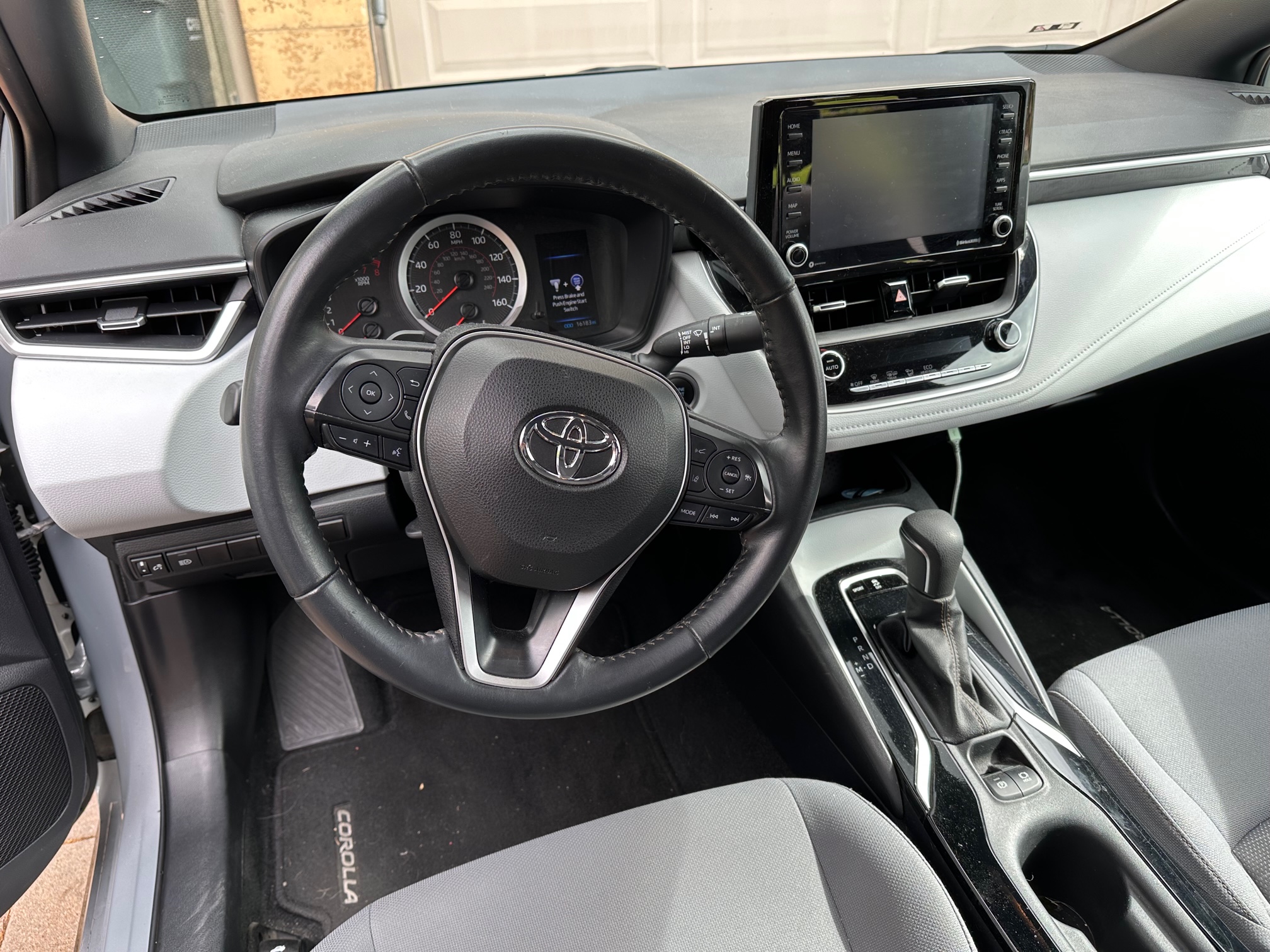 Used 2022 Toyota Corolla SE FWD image 8