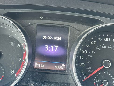 Used 2021 Volkswagen Tiguan S image 6