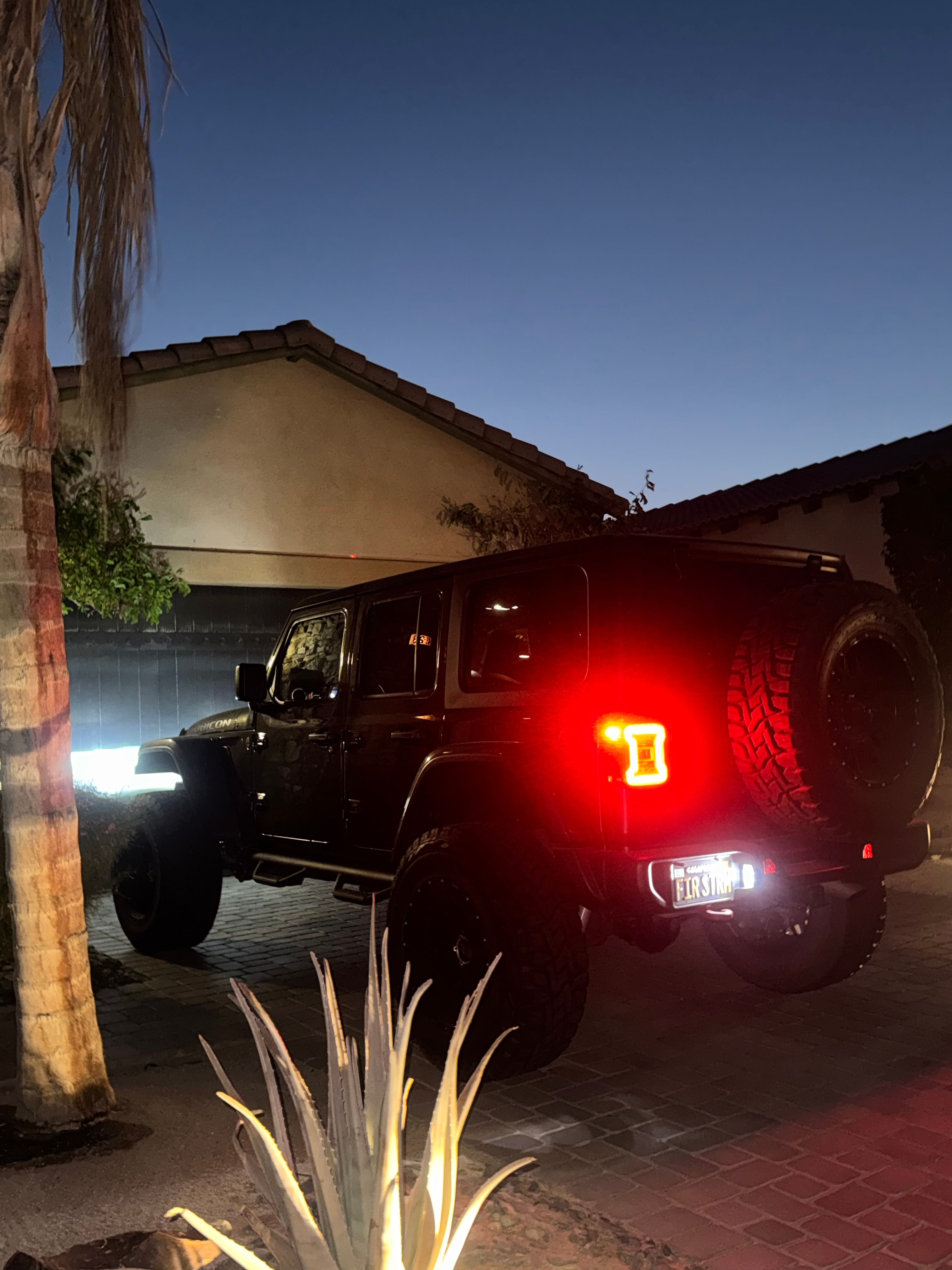 Used 2020 Jeep Wrangler Unlimited Rubicon AWD/4WD image 17