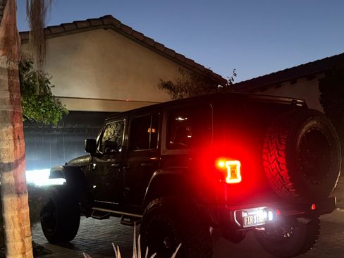 Used 2020 Jeep Wrangler Unlimited Rubicon AWD/4WD image 17