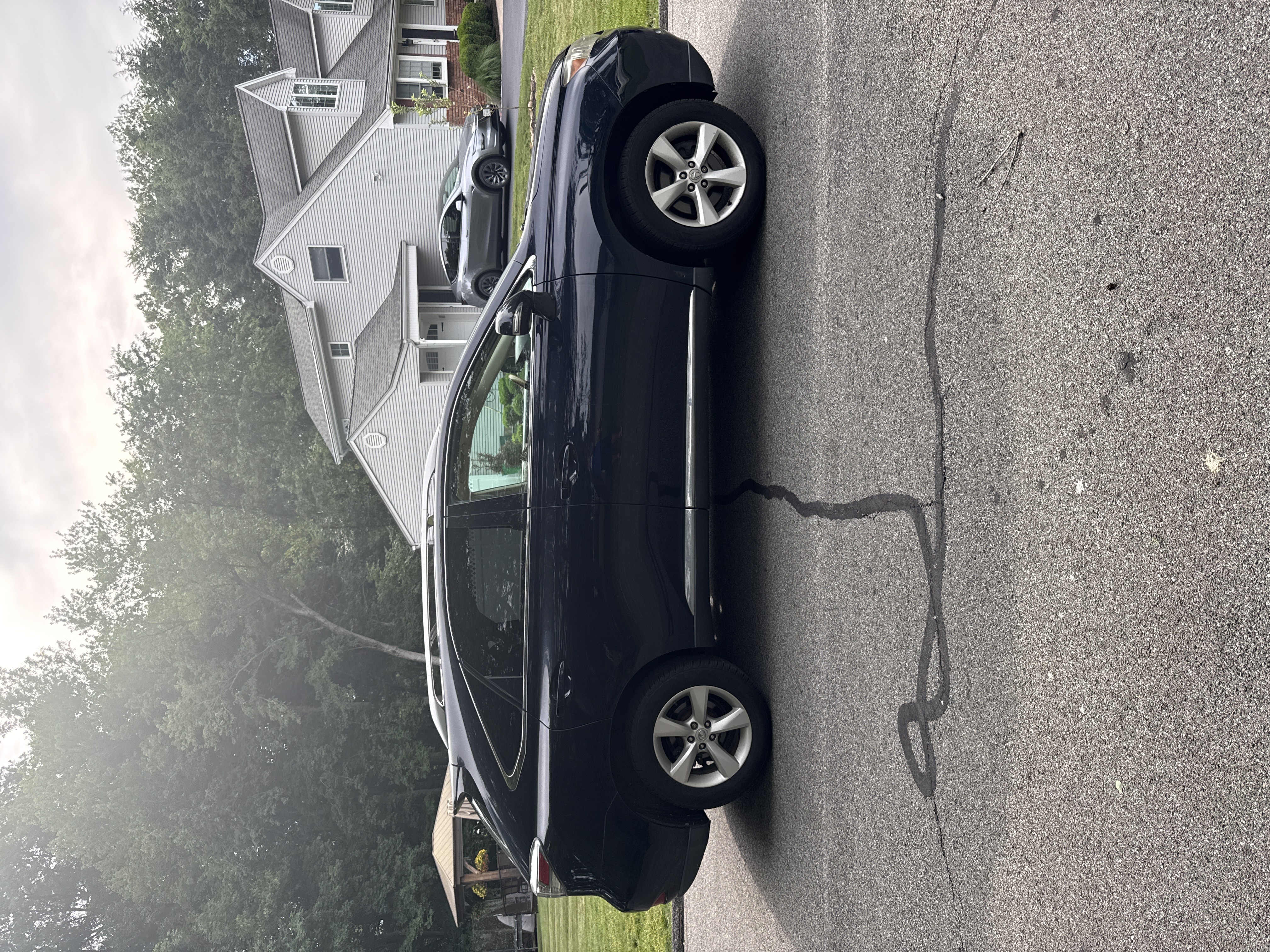 Used 2010 Lexus RX 350 AWD image 4