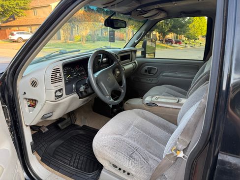 Used 2000 Chevrolet Silverado 2500 4x4 Crew Cab image 12