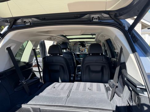 Used 2023 BMW X7 xDrive40i w/ Premium Package image 15