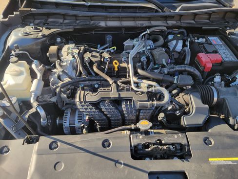 Used 2022 Nissan Altima 2.5 SR image 10