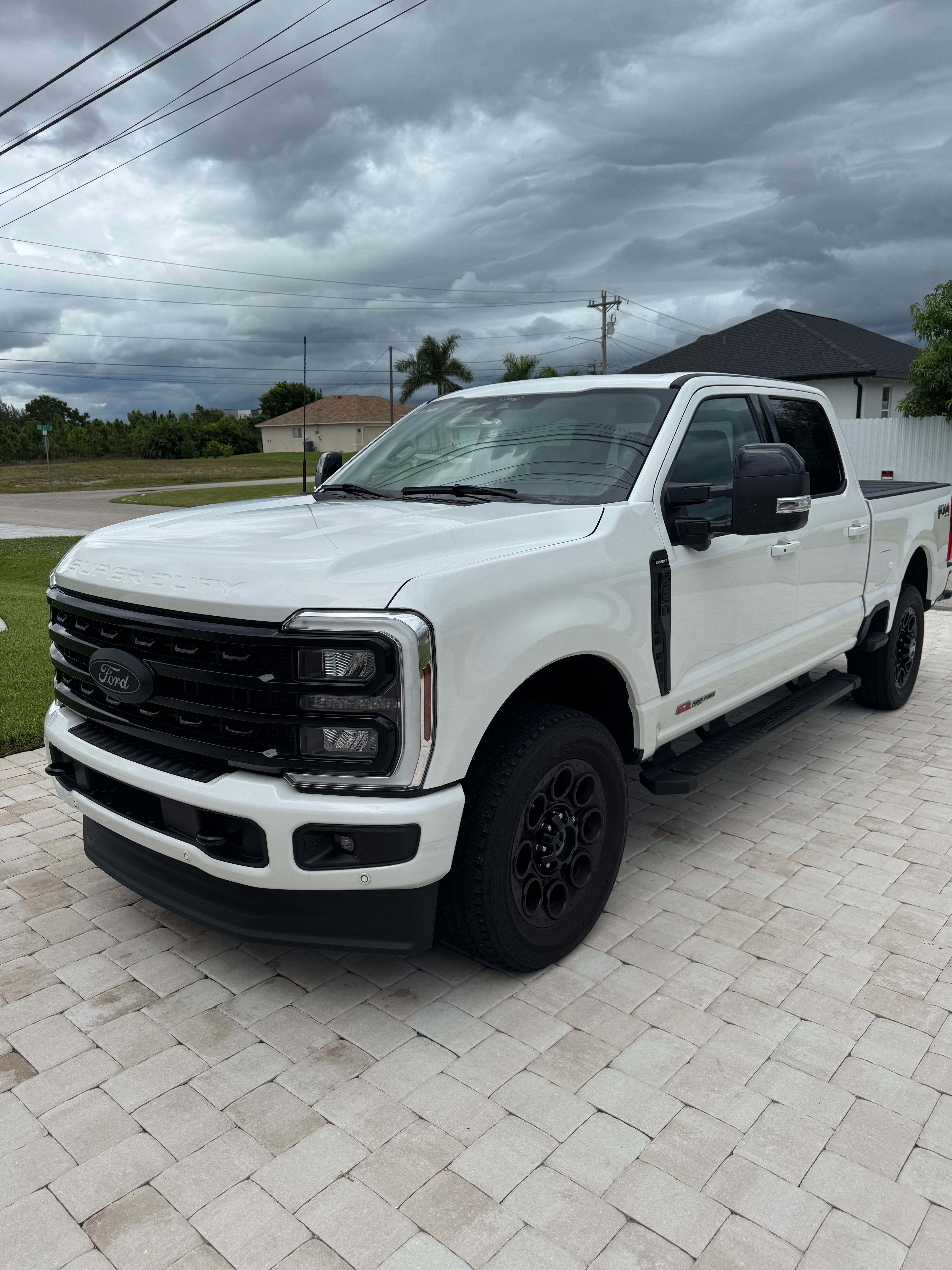 Used 2024 Ford F250 Lariat w/ Lariat Ultimate Package AWD/4WD image 2
