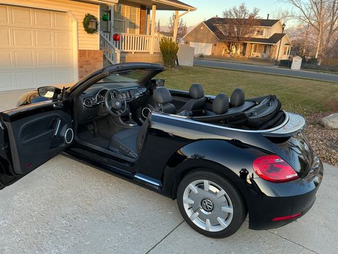 Used 2015 Volkswagen Beetle 1.8T image 14