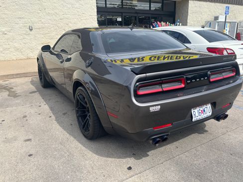 Used 2023 Dodge Challenger R/T Scat Pack RWD image 5