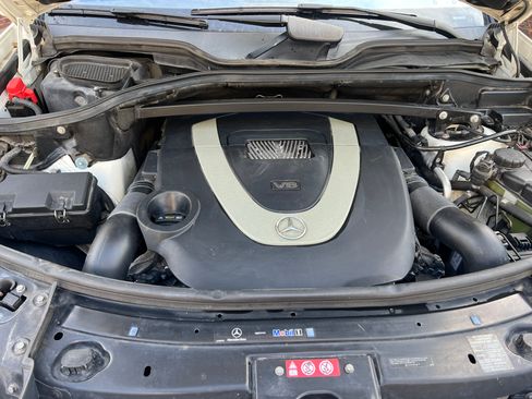 Used 2011 Mercedes-Benz GL 450 4MATIC image 13