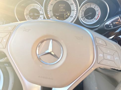 Used 2012 Mercedes-Benz CLS 550 image 10