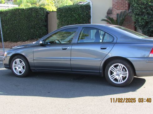 Used 2007 Volvo S60 2.5T image 2