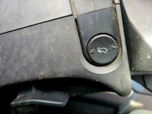 Used 2013 Ford F250 XLT w/ XLT Value Pkg image 16