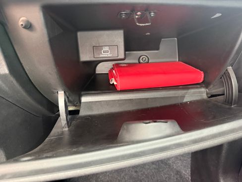 Used 2016 FIAT 500 e image 12