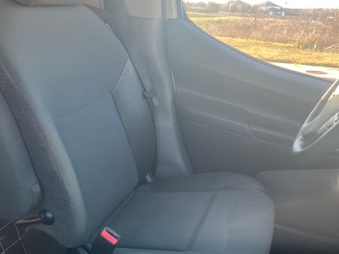 Used 2020 Nissan NV200 SV w/ Back Door Glass Package image 18