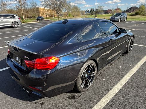 Used 2017 BMW M4 Coupe image 2